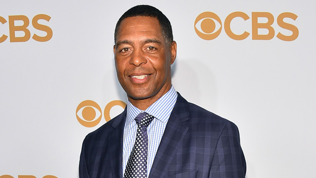 NFL Great Marcus Allen Speaks at Event for Teens in Missouri