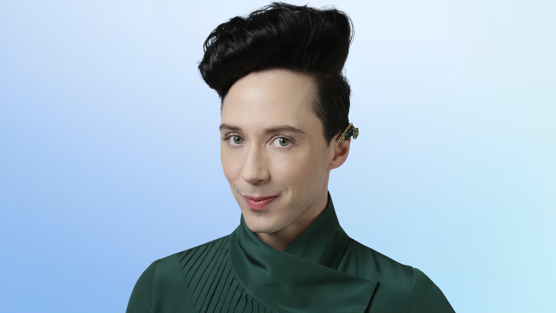 How to Book Johnny Weir for Corporate Events: Fees, Topics, and Process