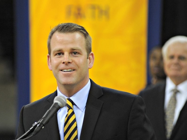Steve Wojciechowski - Motivational Sports Speaker