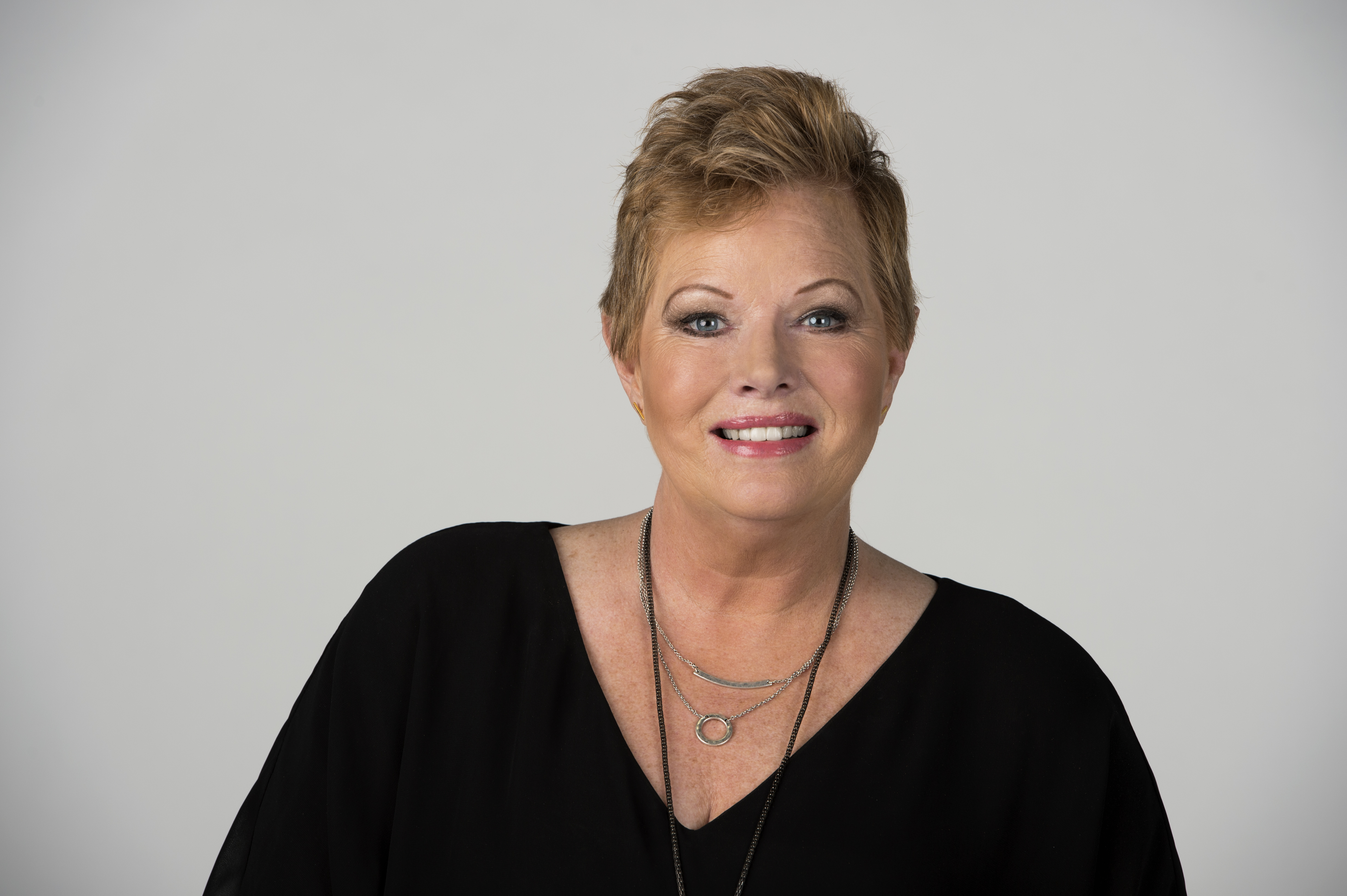 Shelley Smith - Motivational Sports Speaker