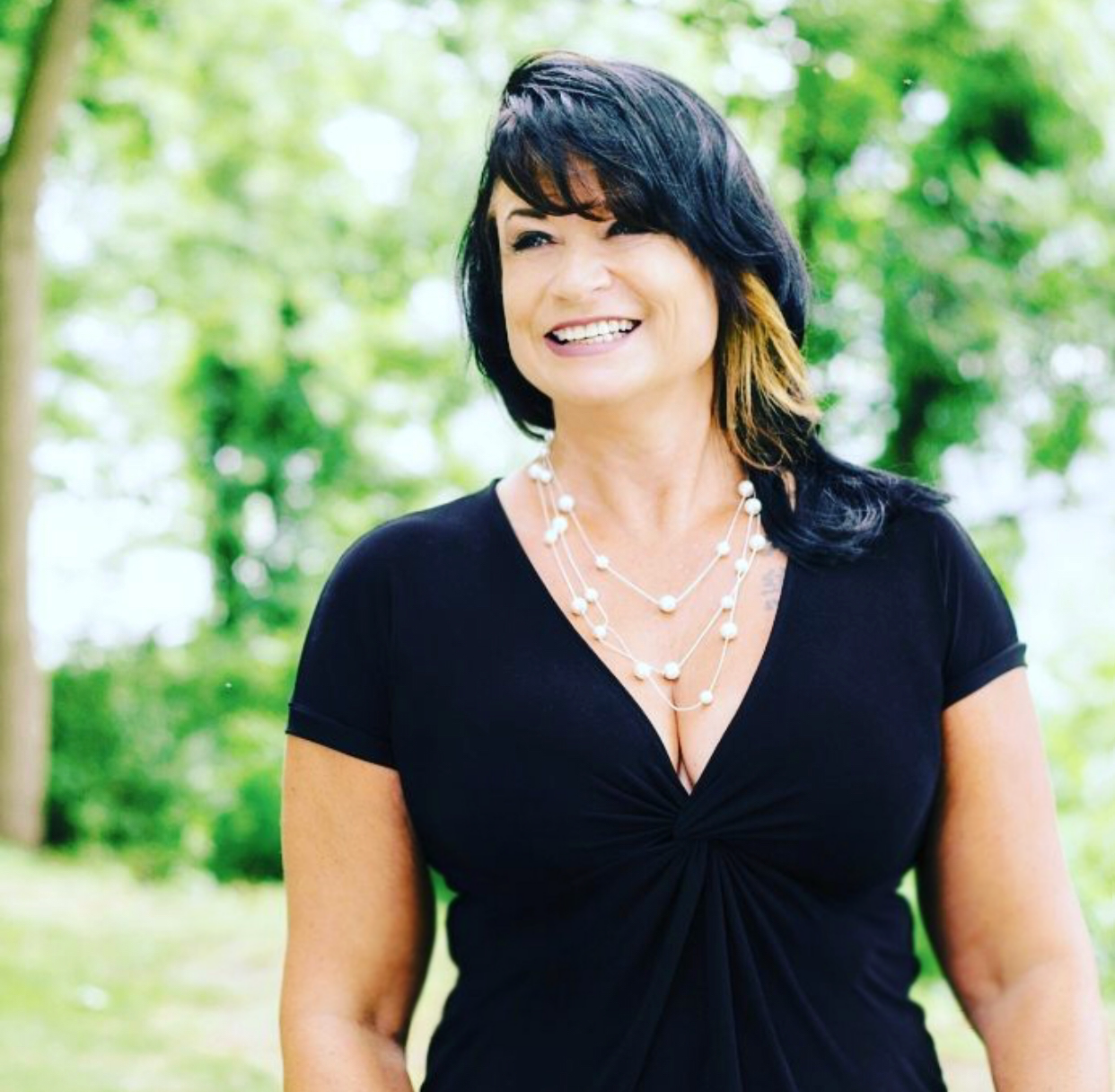 Lori Locust - Motivational Sports Speaker