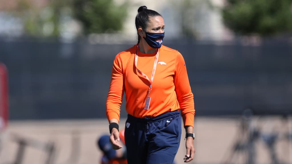 Emily Zaler - Motivational Sports Speaker