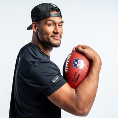 Zaven Collins - Motivational Sports Speaker