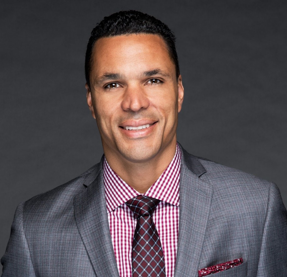 Tony Gonzalez - Motivational Sports Speaker